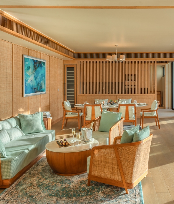 Three Bedroom Beach Retreat with Private Pool